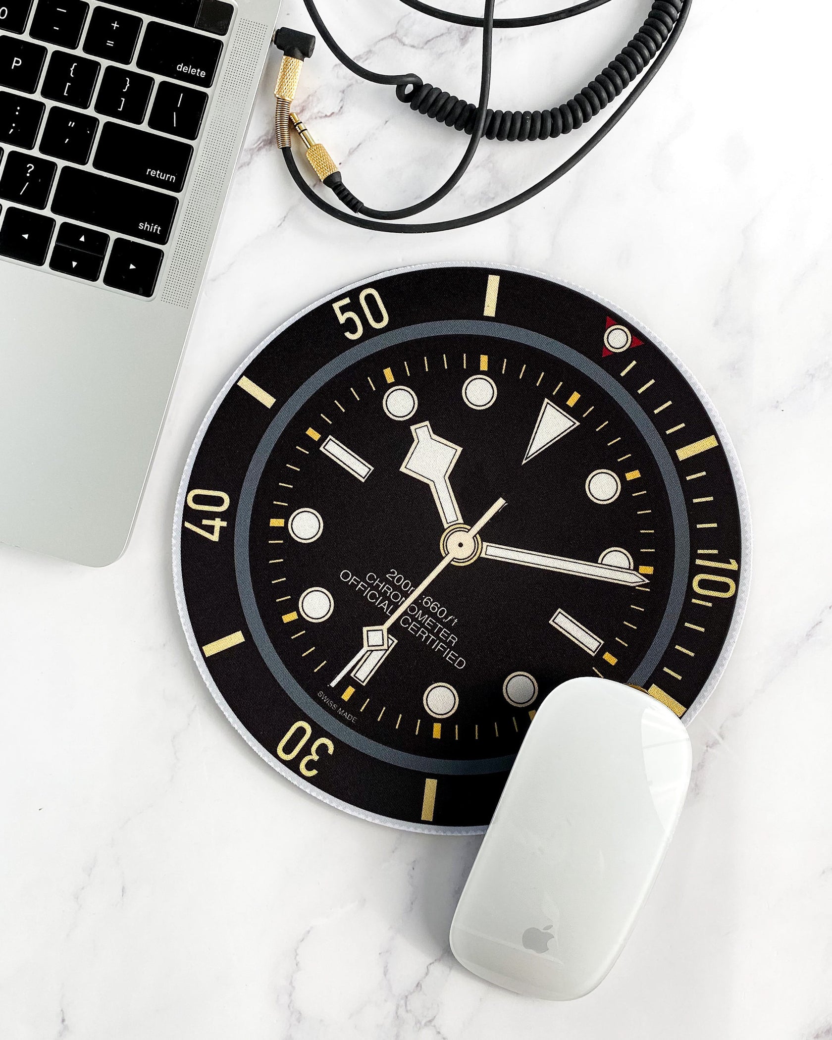 Mousepads for Watch Lovers – Wind It On The Move